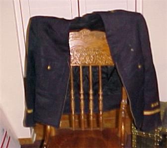Dress Uniform Jacket Estate of Harold Lindemulder Lindy Capt